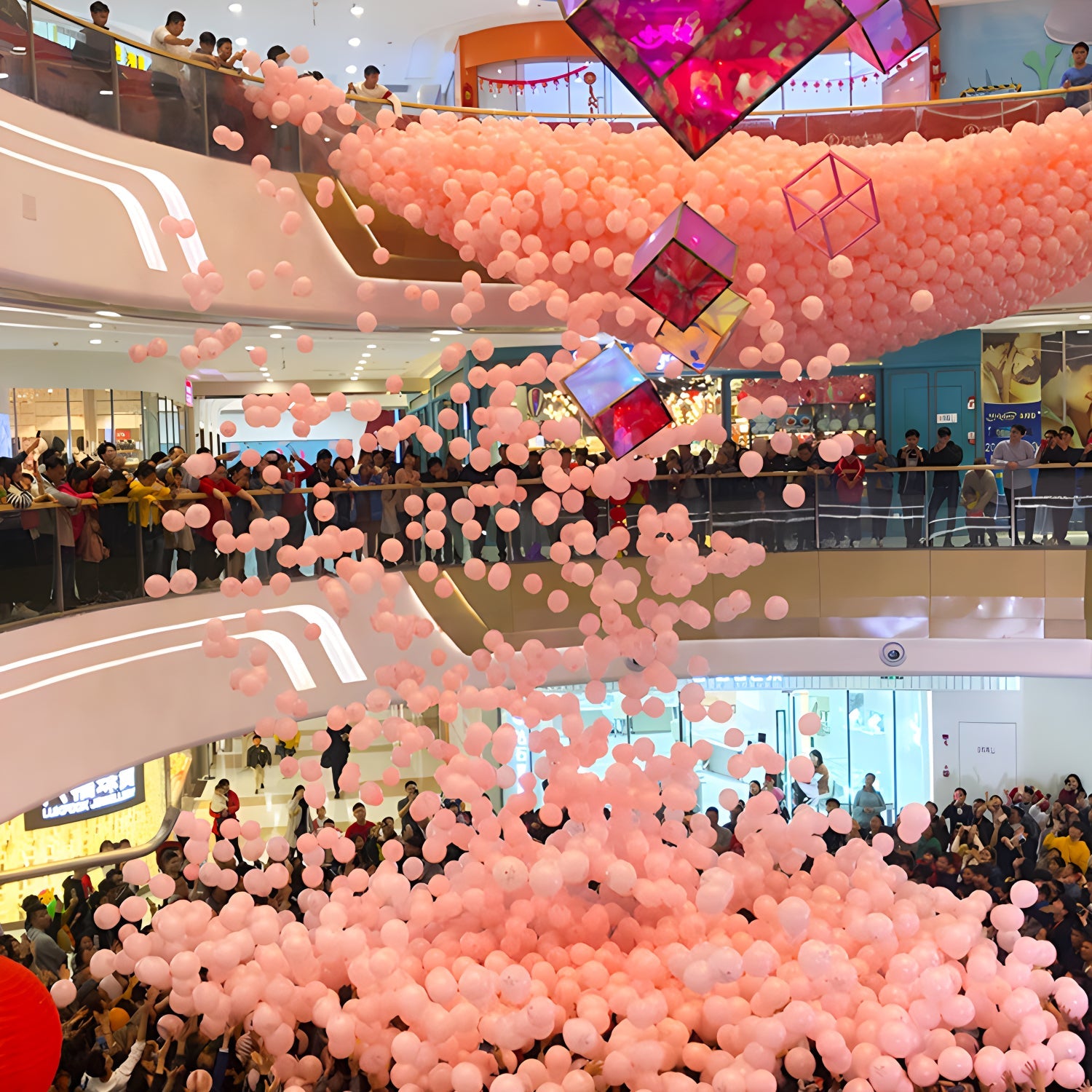 Balloon Release Net With Capacity For 500 Balloons