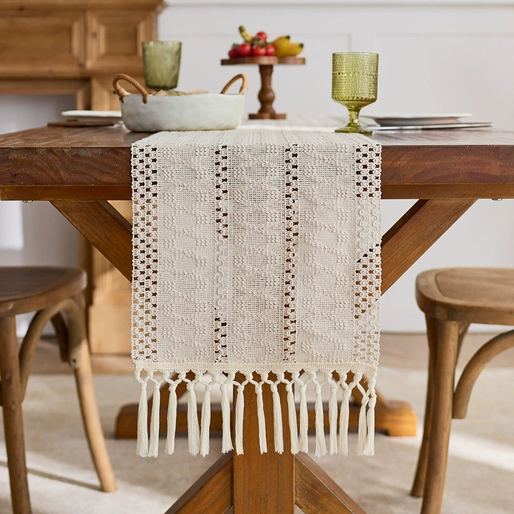 Bohemian Style Tassel Cotton Table Runner - Wide Stripes Red