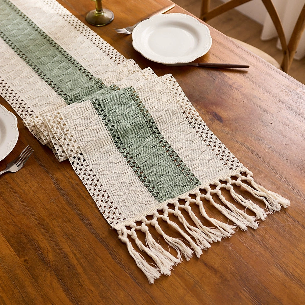 Bohemian Style Tassel Cotton Table Runner - Openwork Green