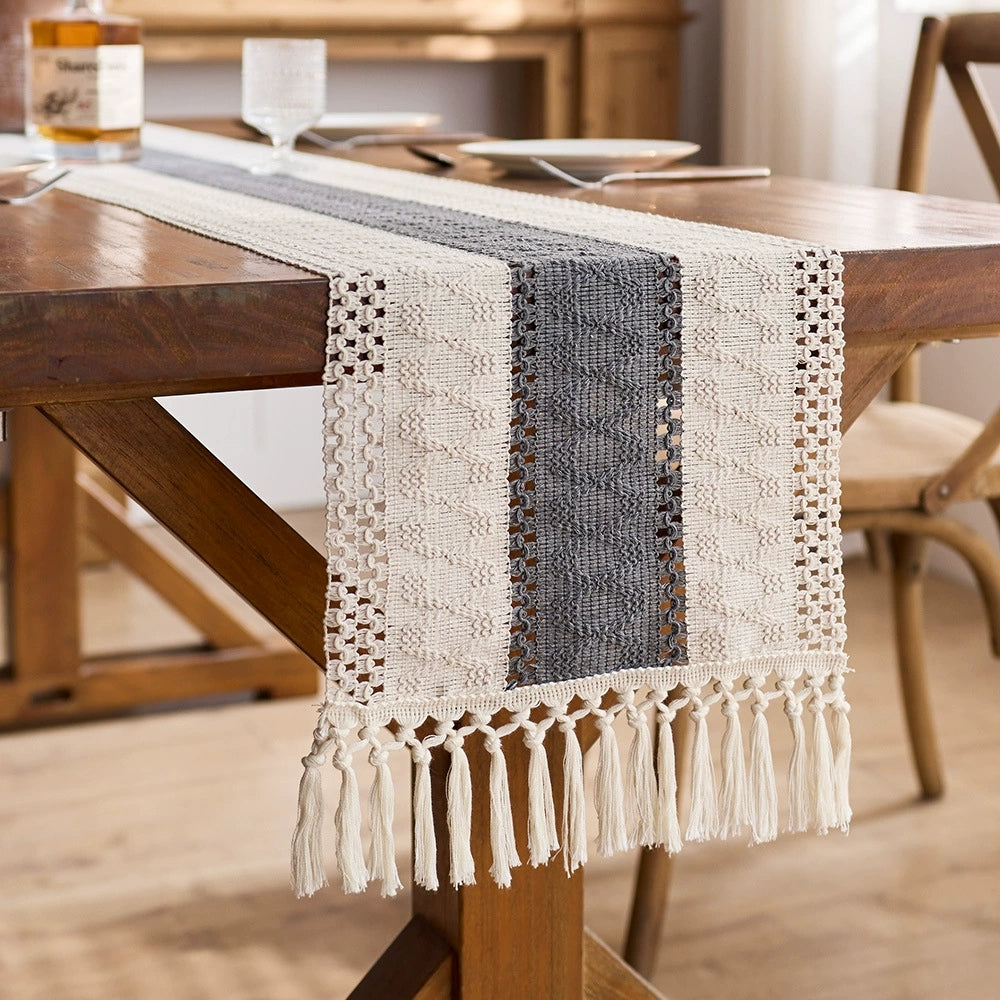 Bohemian Tassel Table Runner, Openwork Tablecloth, Suitable for Country Weddings and Home Décor