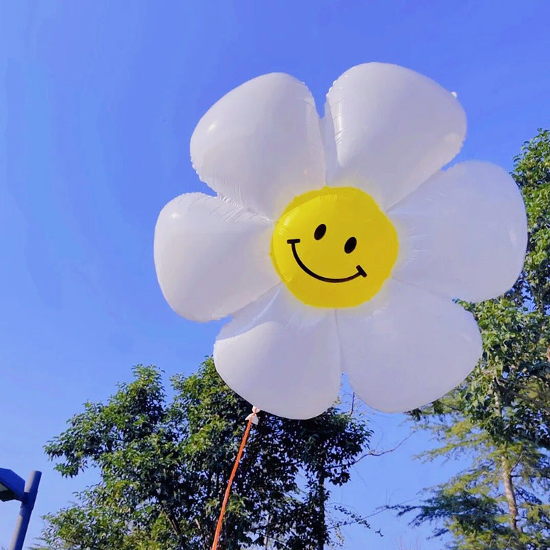4 Sets Smiley Face DaisyBalloon Pillars White Green