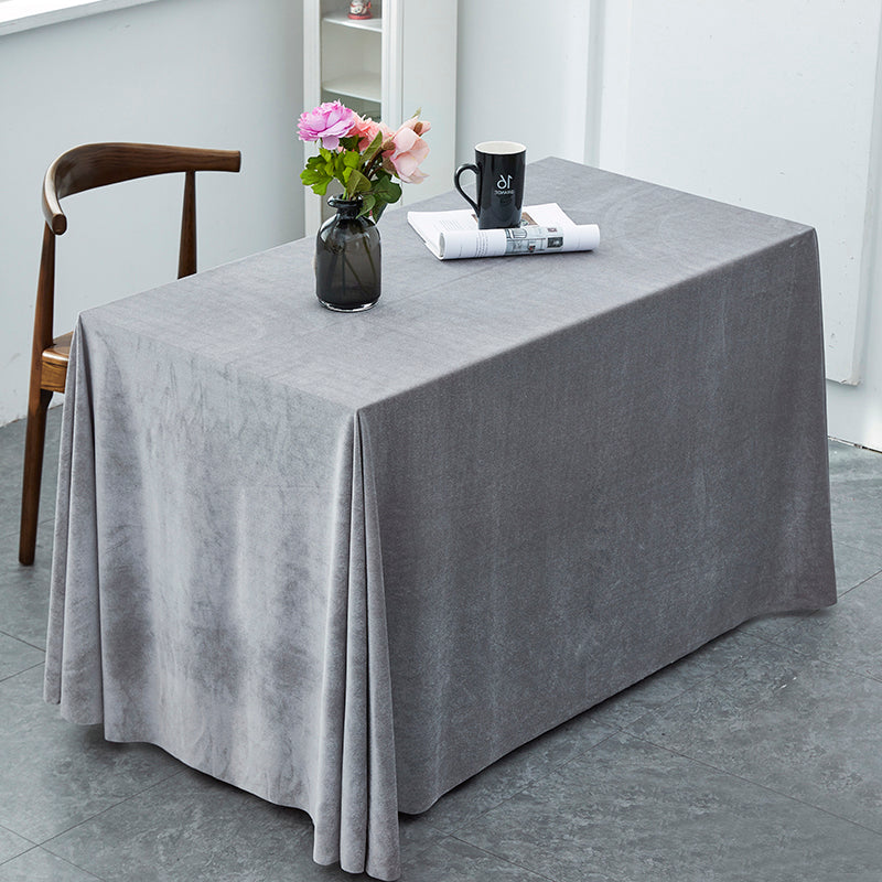 Velvet 90"x132" Rectangular Tablecloth Gray