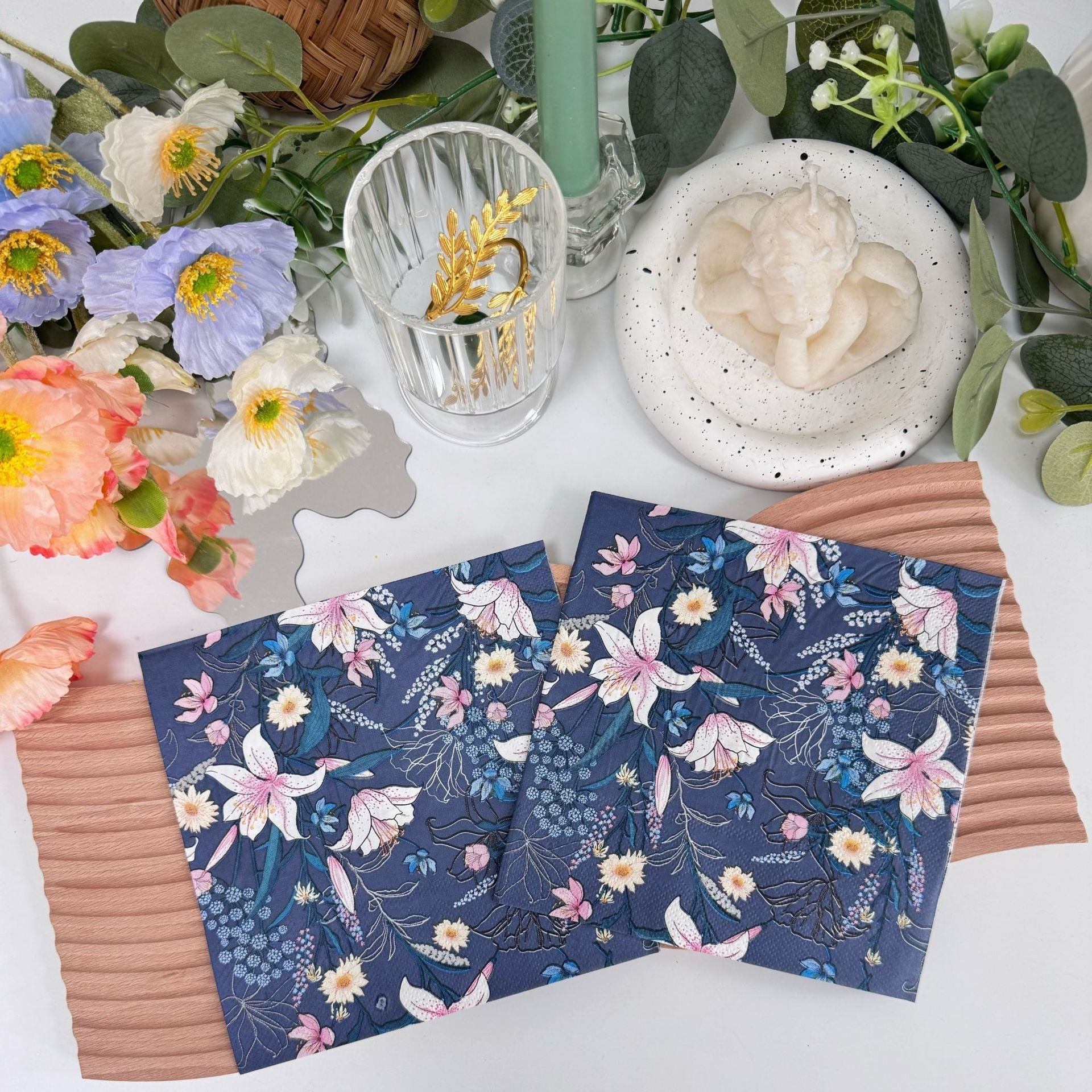 20 Pcs Paper Beverage Napkins 2 Ply Navy Blue with Water Lily Floral Design 6.5"x6.5"