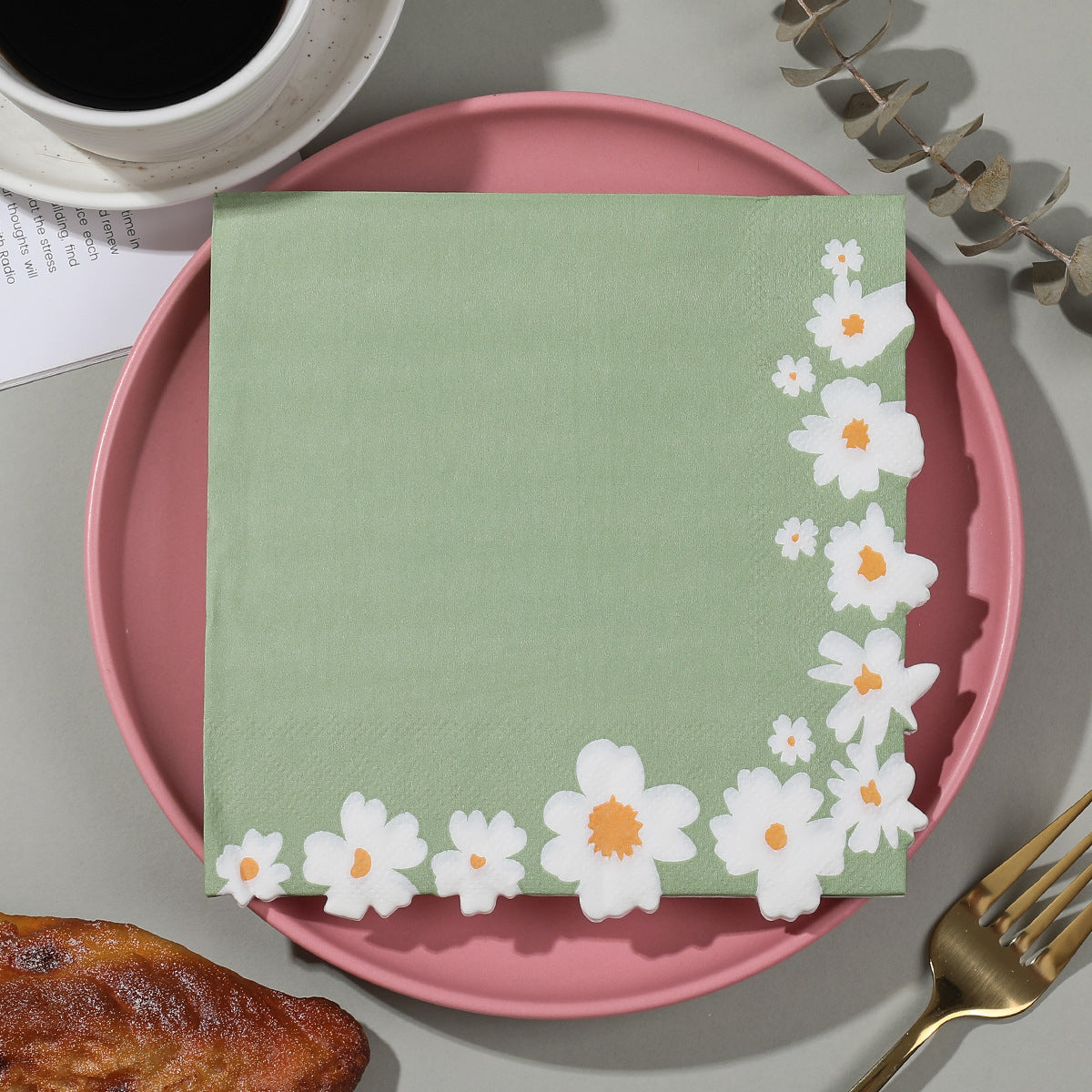 20 Pcs Paper Beverage Napkins 2 Ply Sage Green with Daisy Flower Design 6.5"x6.5"