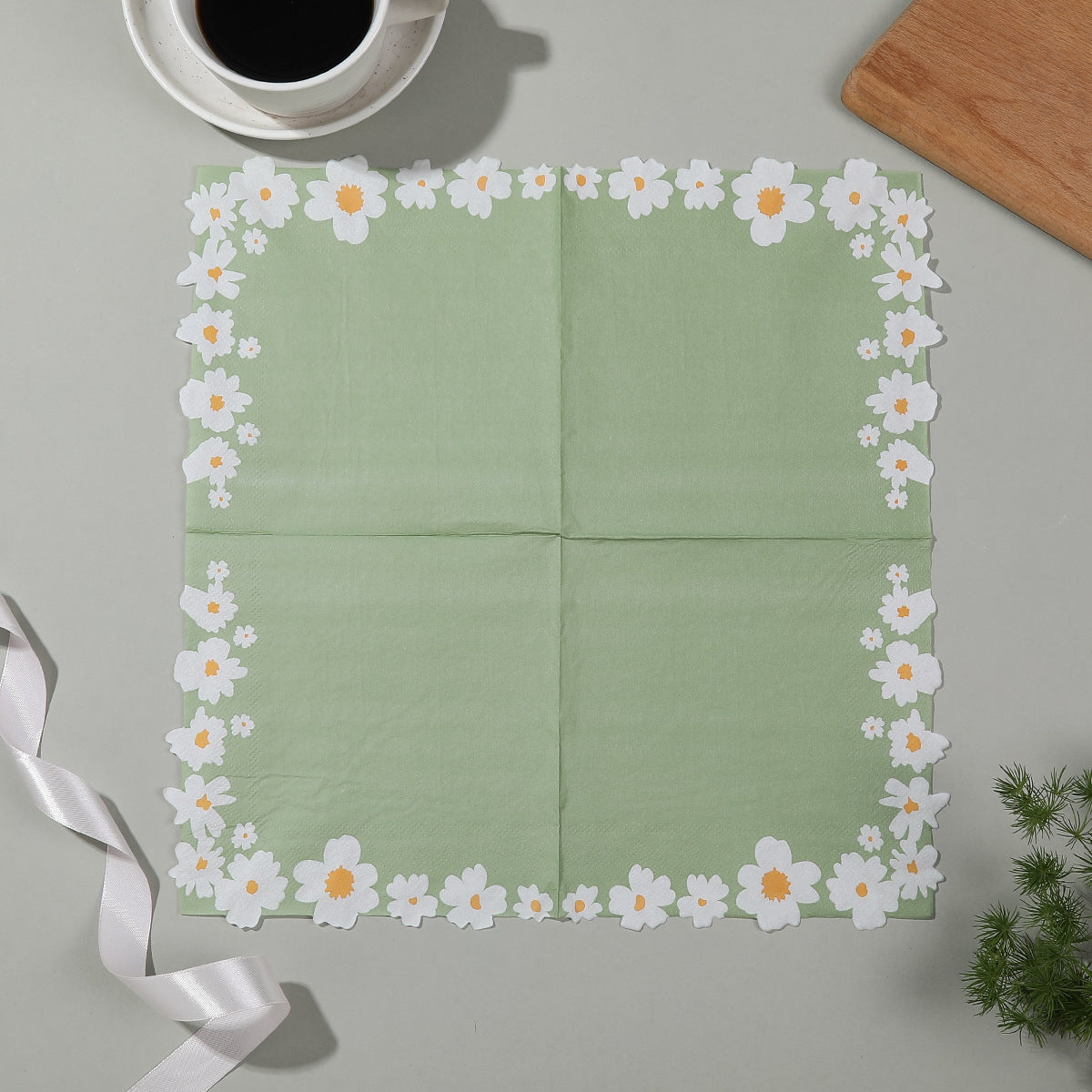 20 Pcs Paper Beverage Napkins 2 Ply Sage Green with Daisy Flower Design 6.5"x6.5"