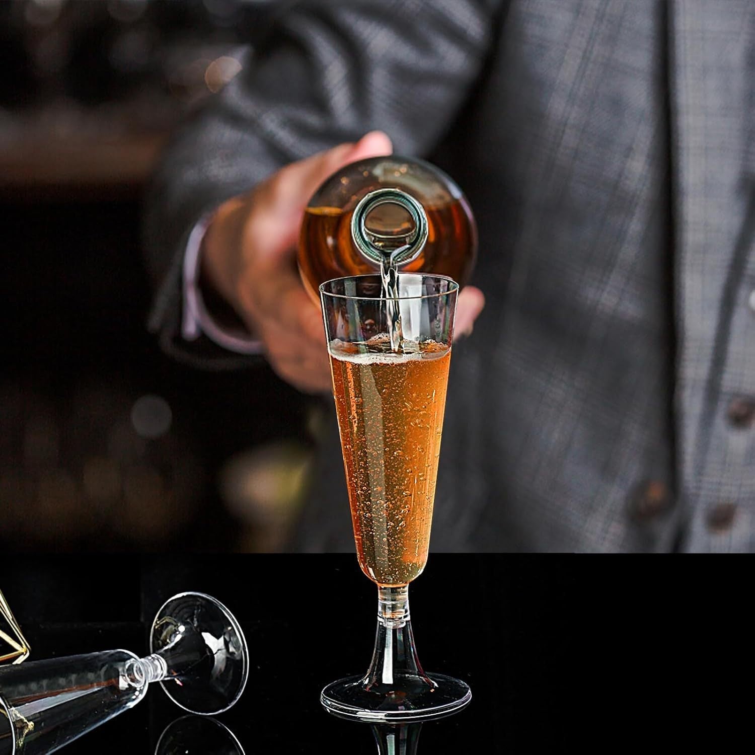 12 Pcs Plastic Champagne Glasses 5oz Clear