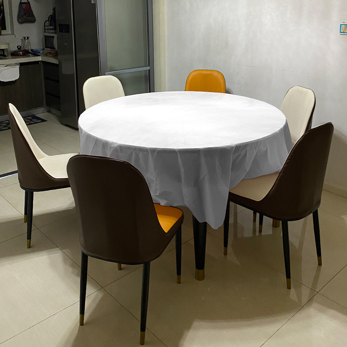 5 Pcs Plastic Table Covers 84" White Round