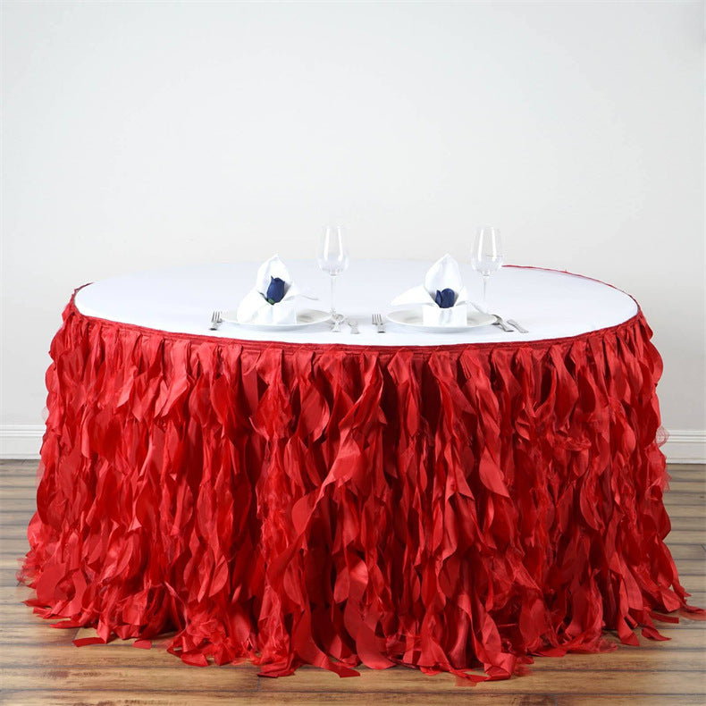 14ft Curly WillowTable Skirt Red